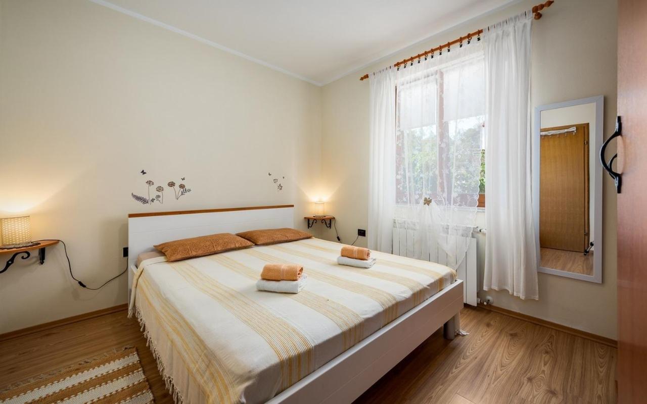 Iva House With Apartment Умаг Екстер'єр фото