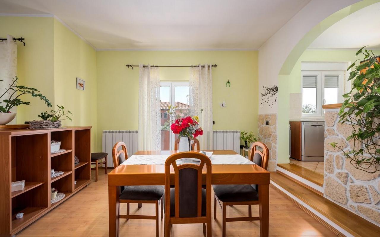 Iva House With Apartment Умаг Екстер'єр фото