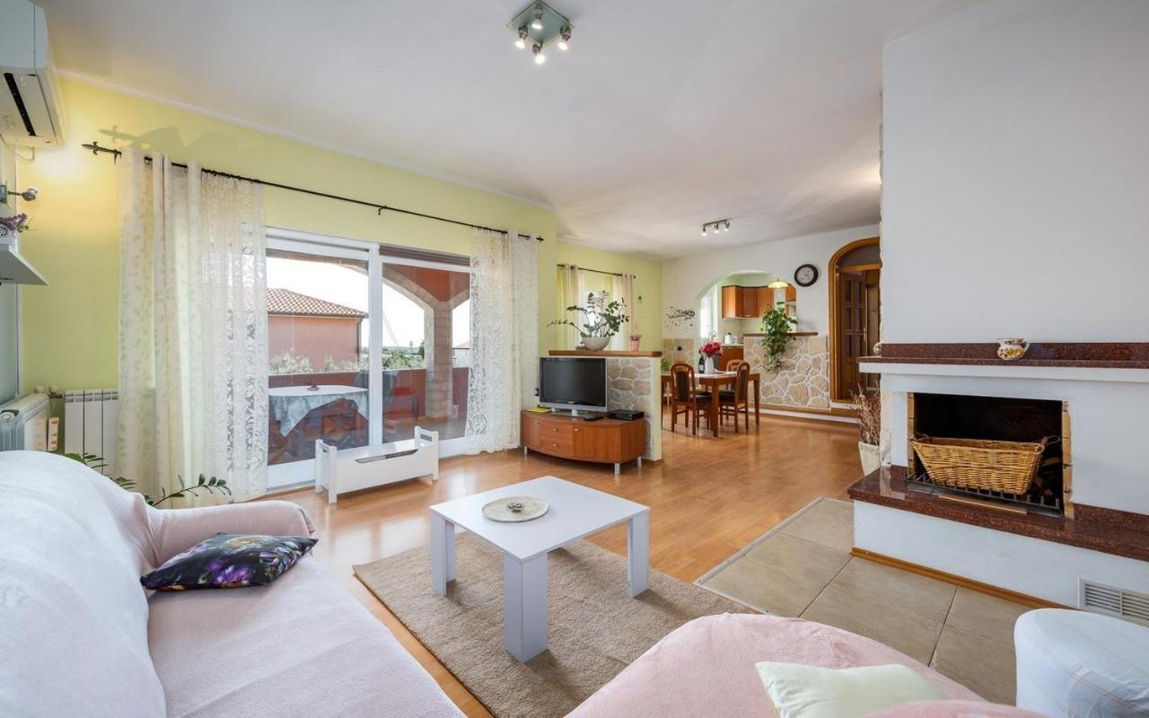 Iva House With Apartment Умаг Екстер'єр фото